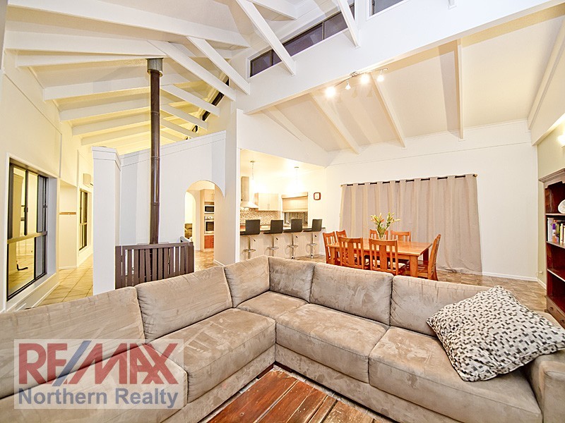 10 Pauli Ct, Warner QLD 4500