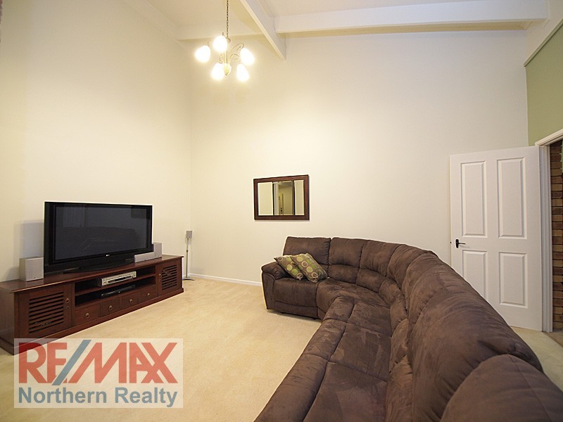 10 Pauli Ct, Warner QLD 4500