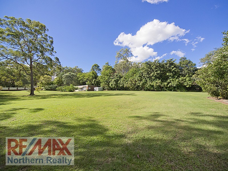 10 Pauli Ct, Warner QLD 4500