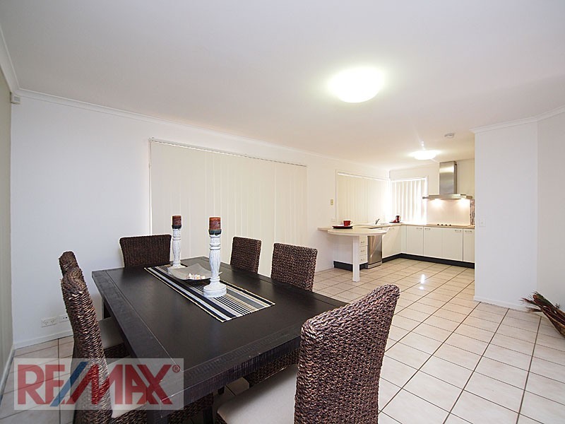 4 Pegasus Avenue, Eatons Hill QLD 4037