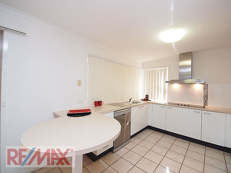 4 Pegasus Avenue, Eatons Hill QLD 4037