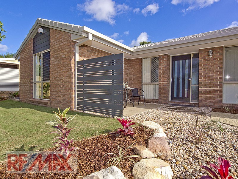 4 Pegasus Avenue, Eatons Hill QLD 4037