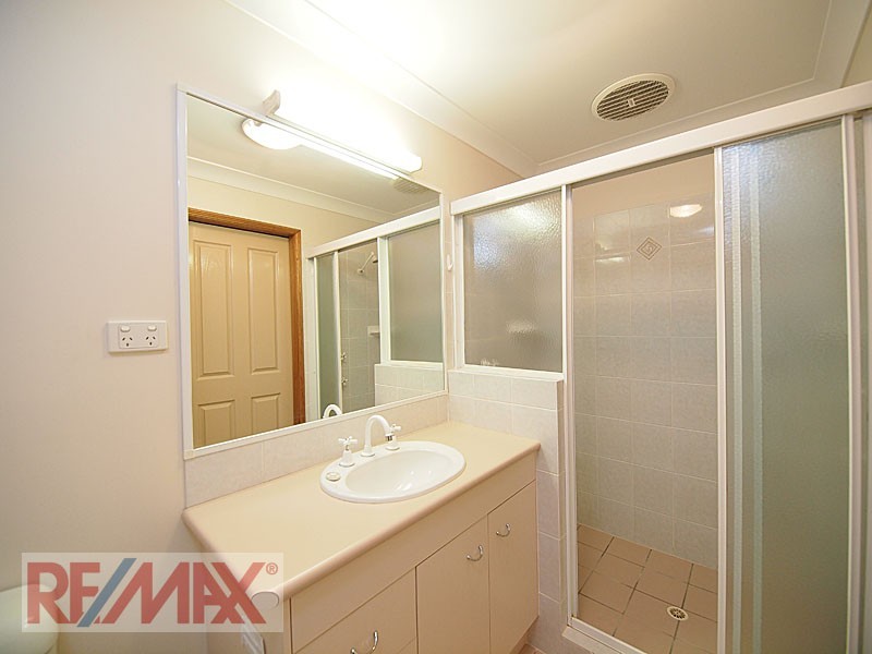 14 Granada Drive, Eatons Hill QLD 4037