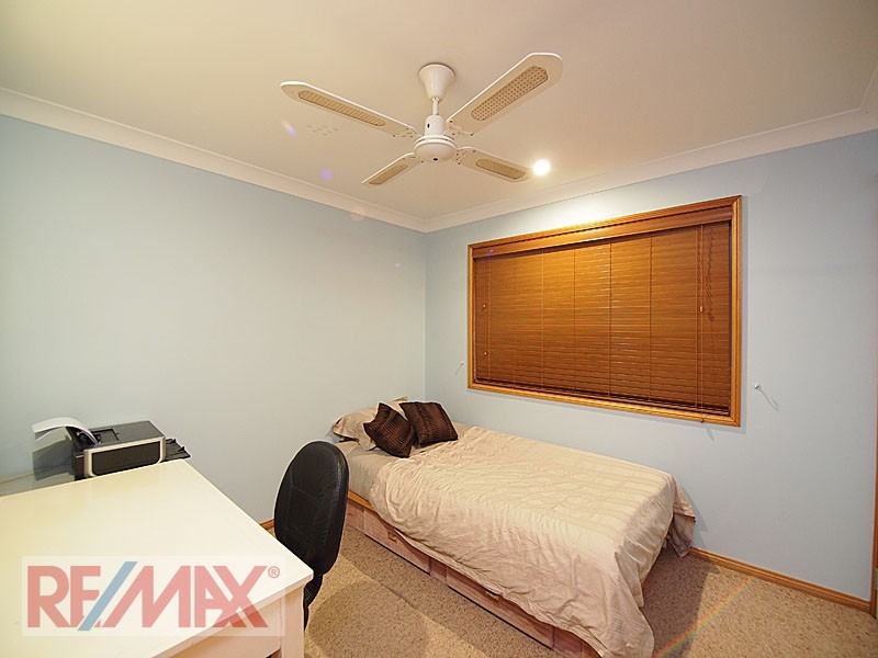 14 Granada Drive, Eatons Hill QLD 4037