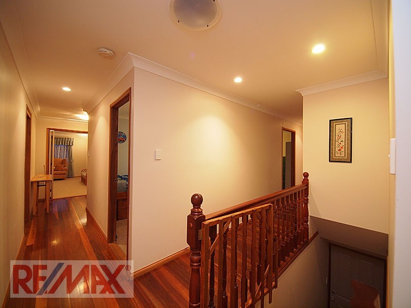 14 Granada Drive, Eatons Hill QLD 4037