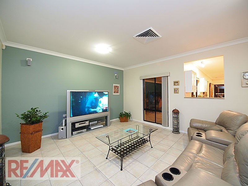 9 Black Bean Court, Albany Creek QLD 4035