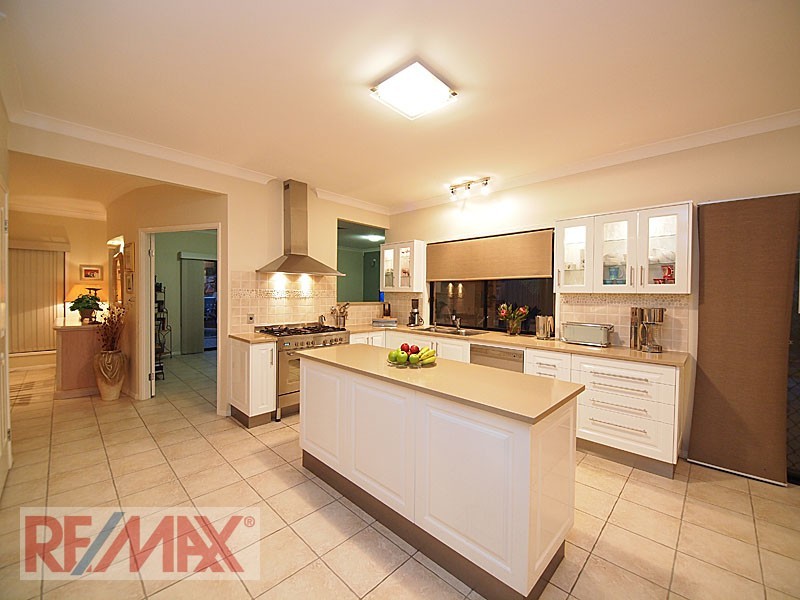 9 Black Bean Court, Albany Creek QLD 4035