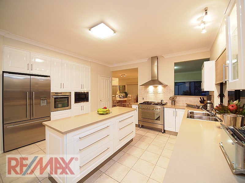 9 Black Bean Court, Albany Creek QLD 4035