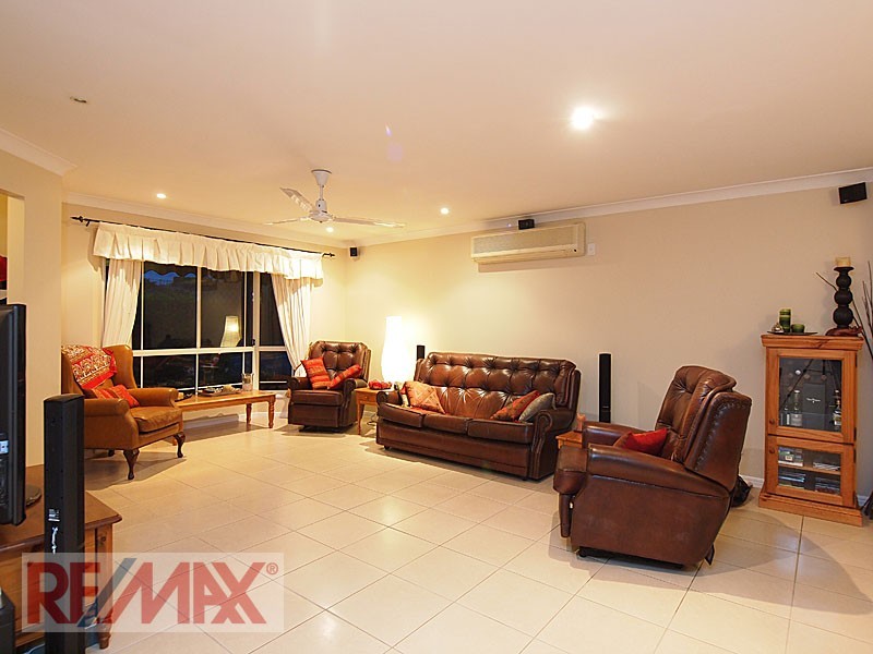 24 Explorer Drive, Albany Creek QLD 4035