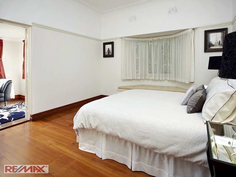 8 Florence Street, Nundah QLD 4012