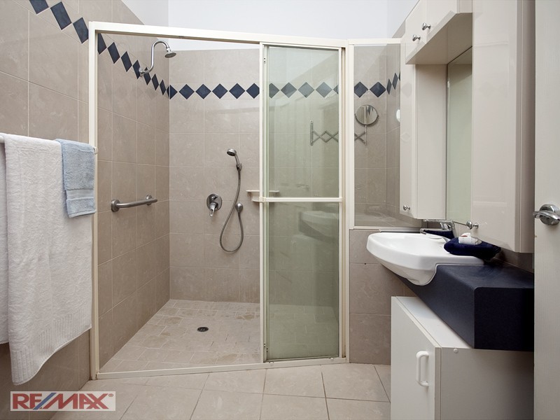 8 Florence Street, Nundah QLD 4012