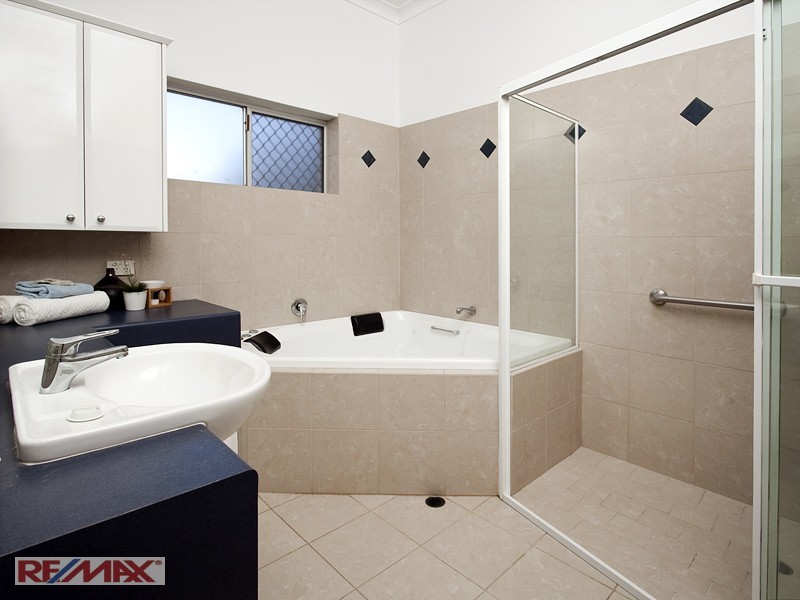 8 Florence Street, Nundah QLD 4012