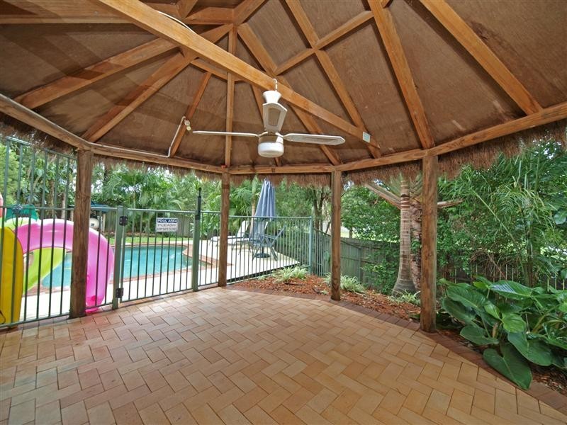 14 Wivenhoe Avenue, Albany Creek QLD 4035