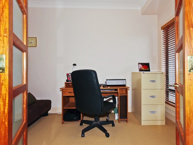 8 Capella Place, Bridgeman Downs QLD 4035