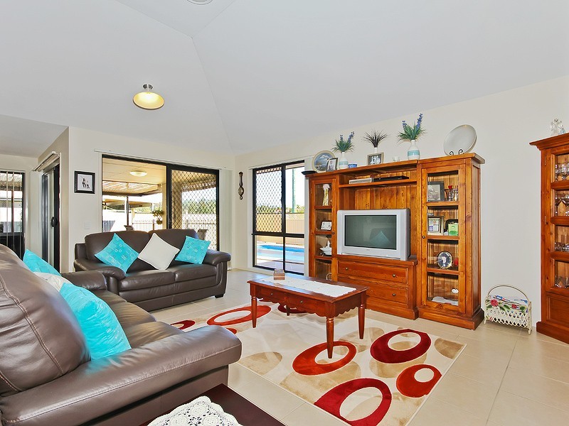 10 Beechwood Place, Warner QLD 4500