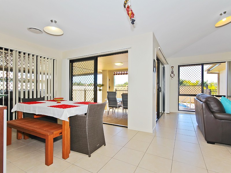 10 Beechwood Place, Warner QLD 4500