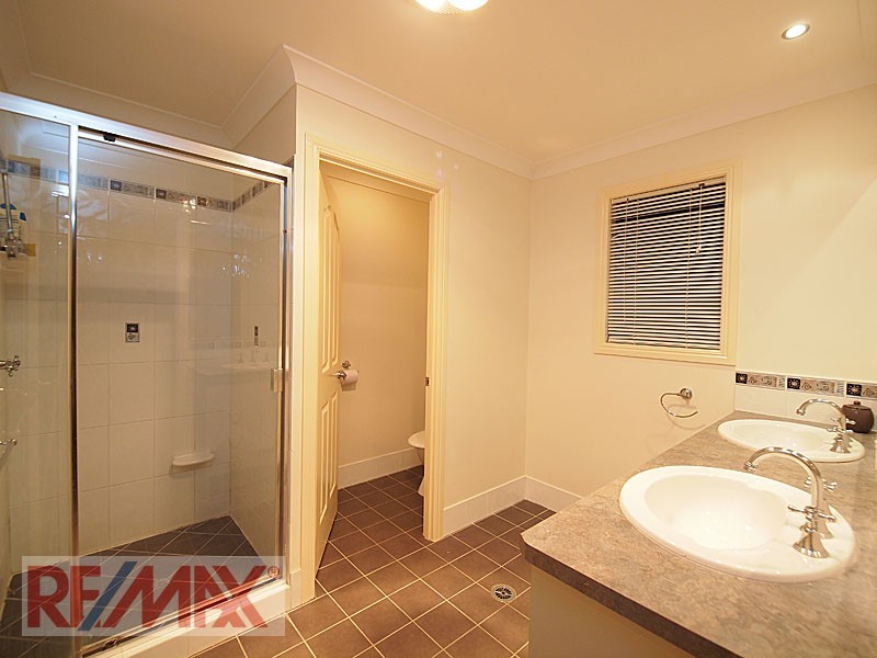34 Bayberry Cr, Warner QLD 4500