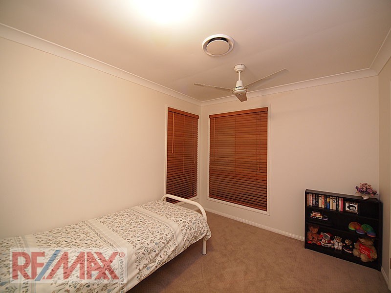 10 Meranti Crescent, Albany Creek QLD 4035