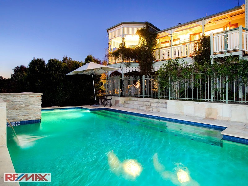 8 Ladners Court, Petrie QLD 4502