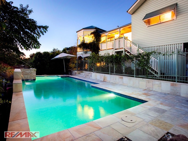 8 Ladners Court, Petrie QLD 4502