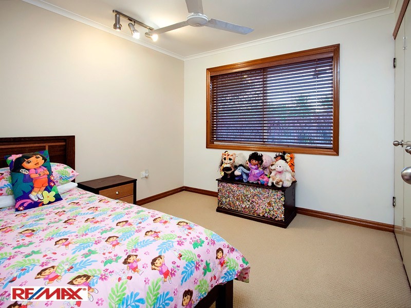 10 Jocasta Street, Eatons Hill QLD 4037