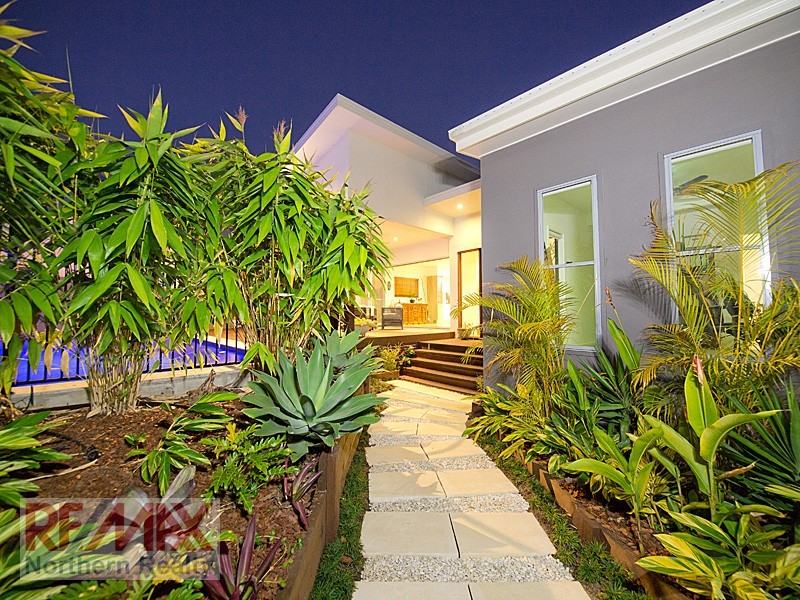 10 Roundelay Court, Eatons Hill QLD 4037