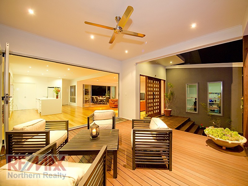 10 Roundelay Court, Eatons Hill QLD 4037