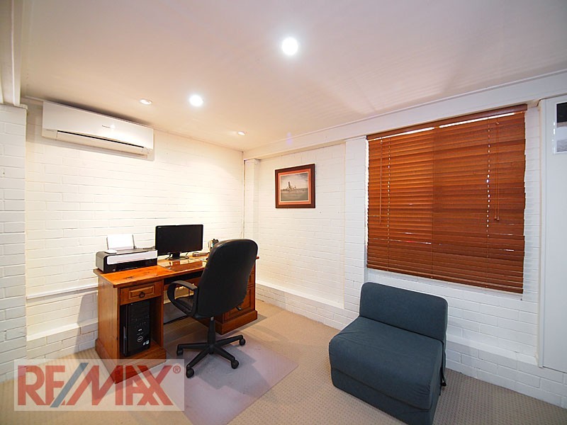 19 McCUBBINS ST, Everton Park QLD 4053