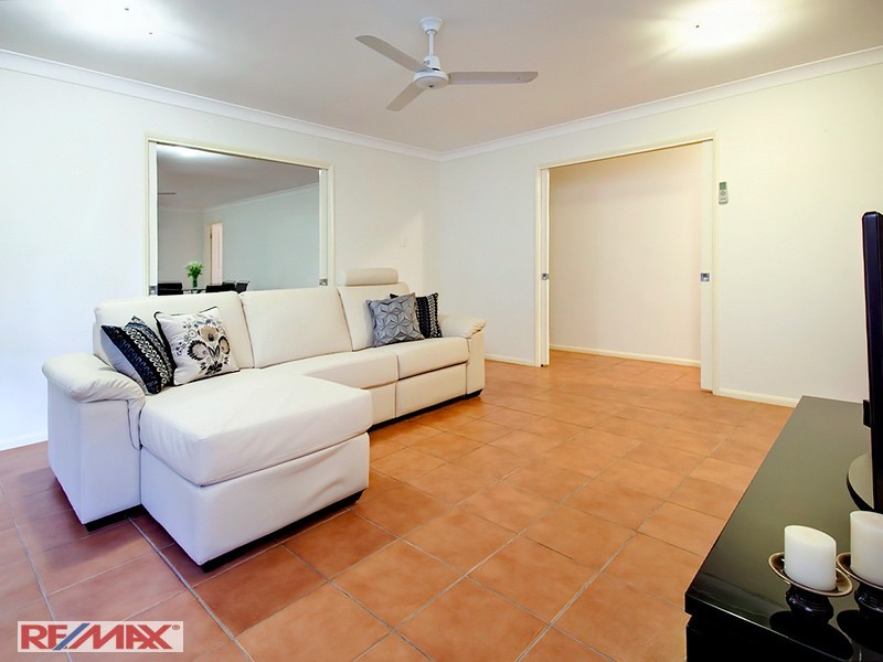 61 O’Quinn Street, Upper Kedron QLD 4055