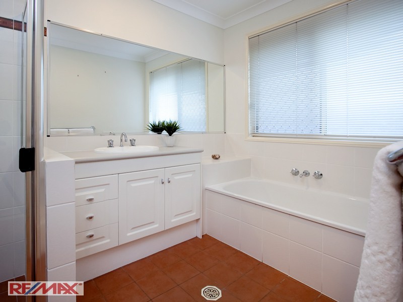 61 O’Quinn Street, Upper Kedron QLD 4055