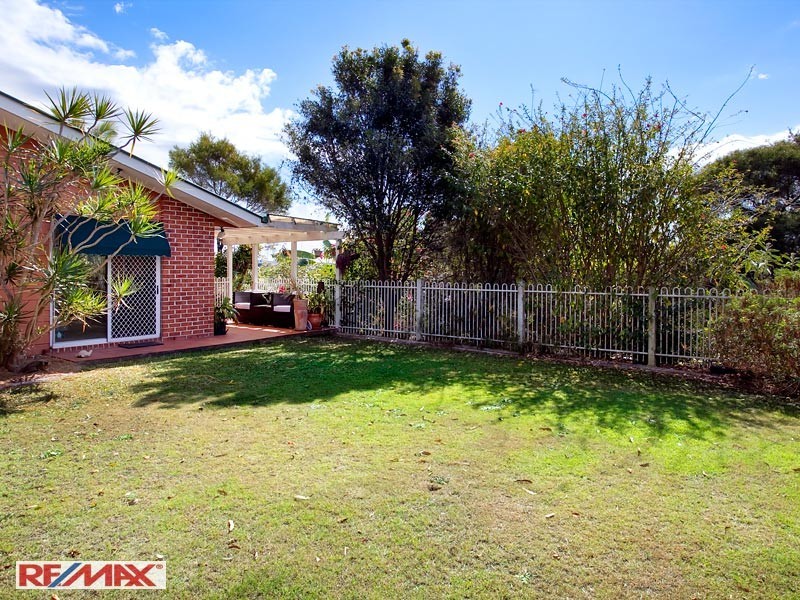 9 Gum Leaf Crt, Albany Creek QLD 4035