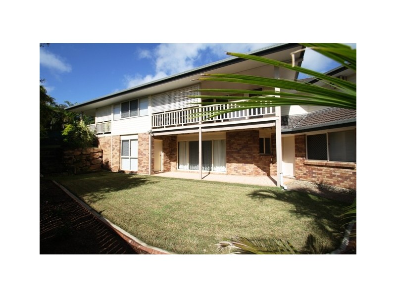 4 Fortrose Place, Ferny Grove QLD 4055