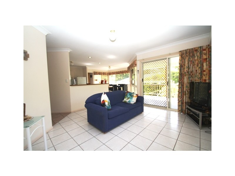 4 Fortrose Place, Ferny Grove QLD 4055