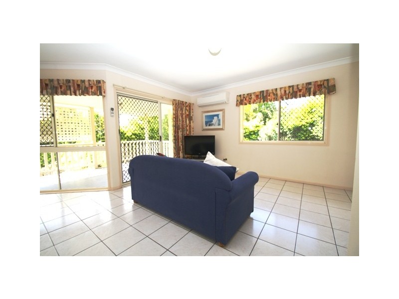 4 Fortrose Place, Ferny Grove QLD 4055