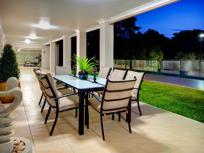 16 Priestley Road, Bridgeman Downs QLD 4035