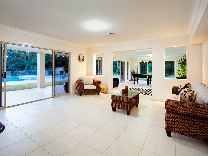 16 Priestley Road, Bridgeman Downs QLD 4035