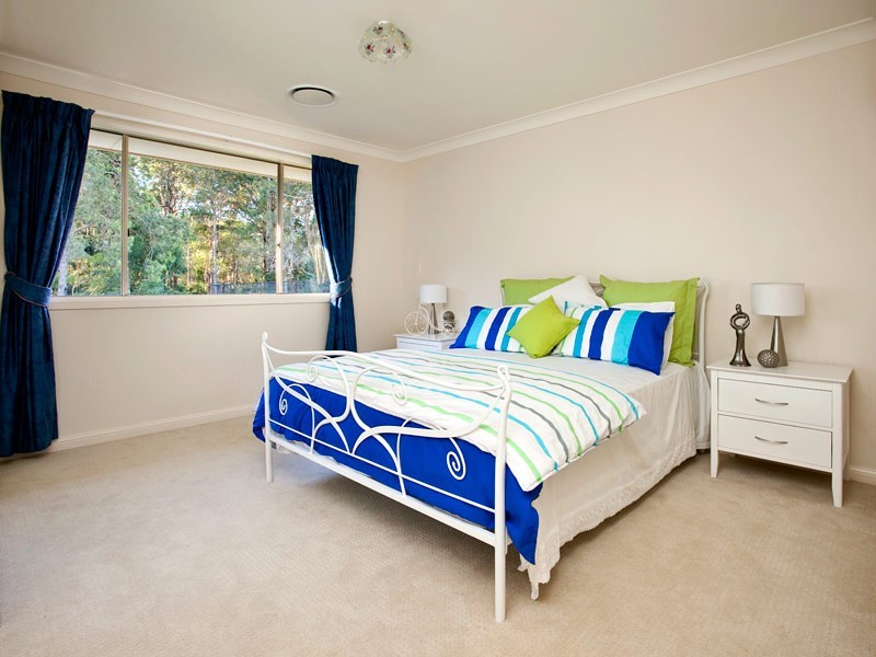 16 Priestley Road, Bridgeman Downs QLD 4035