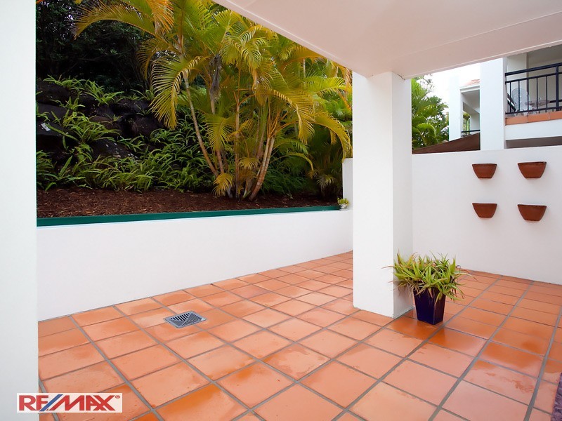 22 Glenside Drive, Robina QLD 4226