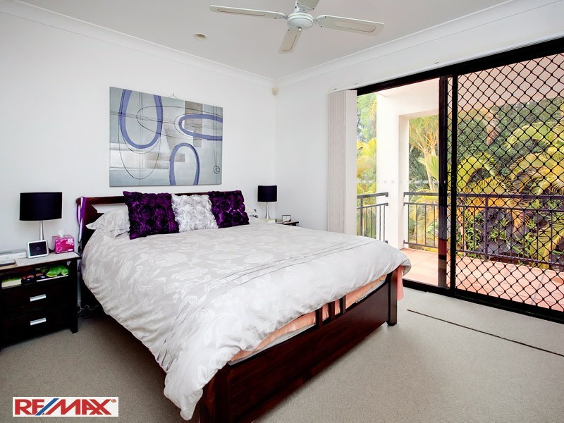 22 Glenside Drive, Robina QLD 4226