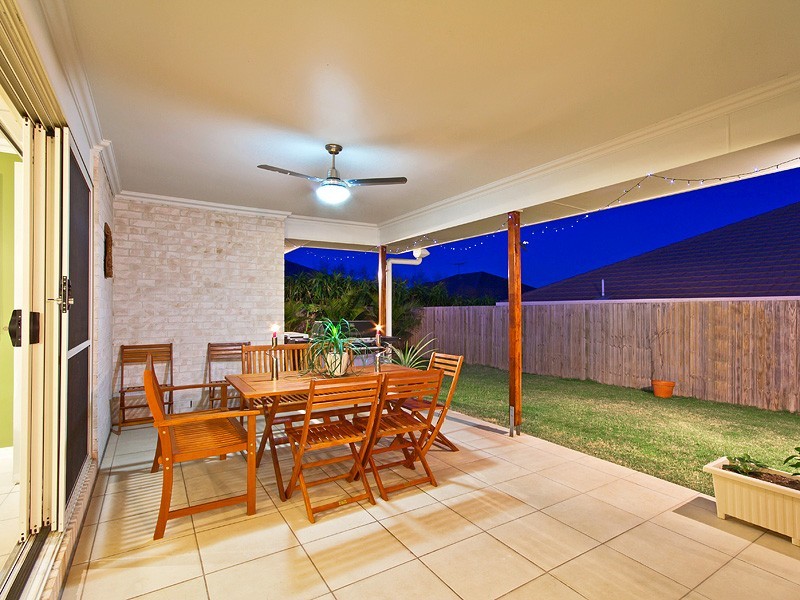 15  Barambah Circuit, Warner QLD 4500