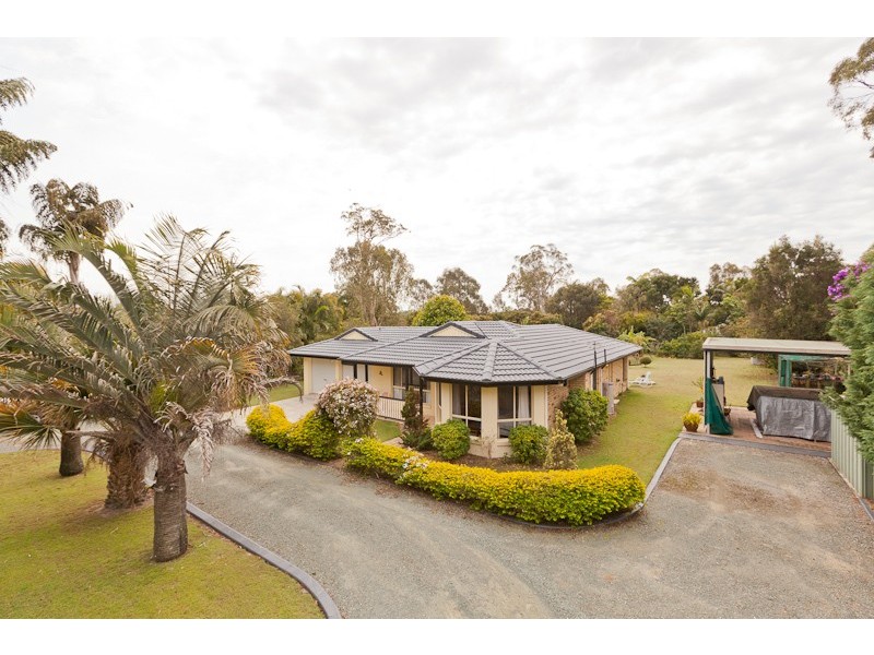 718 BESTMANN RD, Ningi QLD 4511