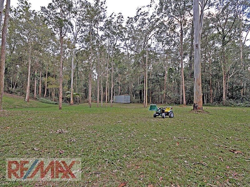 12 SHE-OAK COURT, Cashmere QLD 4500