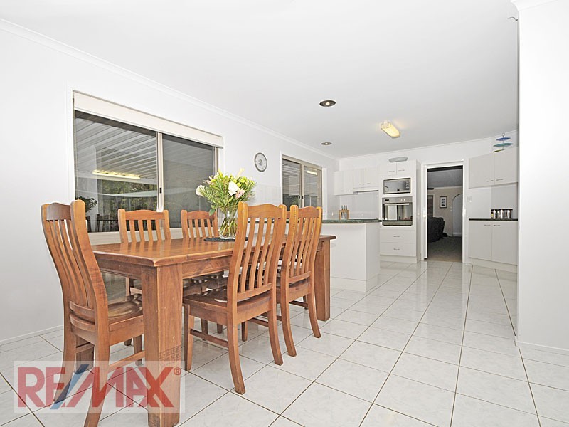 12 SHE-OAK COURT, Cashmere QLD 4500