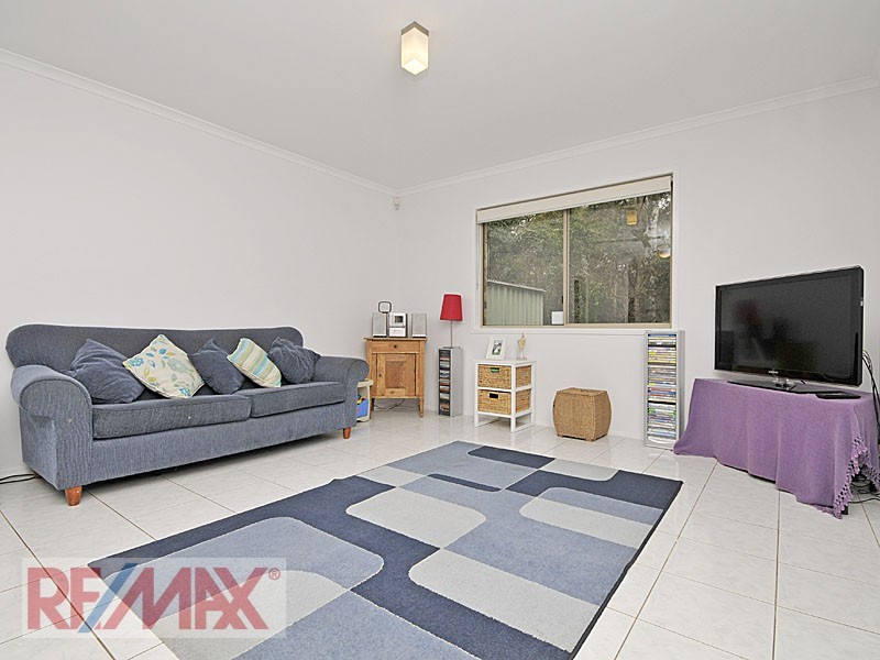 12 SHE-OAK COURT, Cashmere QLD 4500