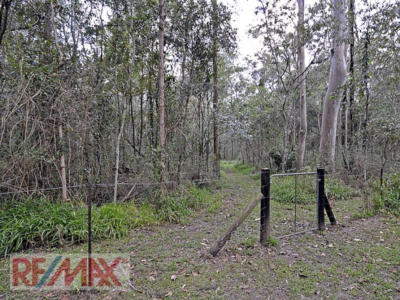 12 SHE-OAK COURT, Cashmere QLD 4500