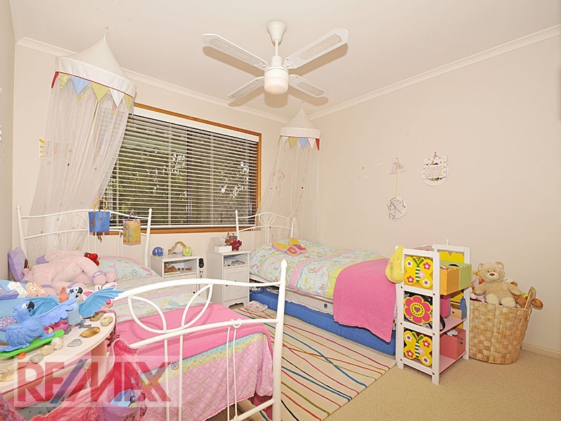 6 Ferntree Court, Samford Village QLD 4520