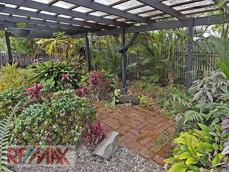 6 Ferntree Court, Samford Village QLD 4520