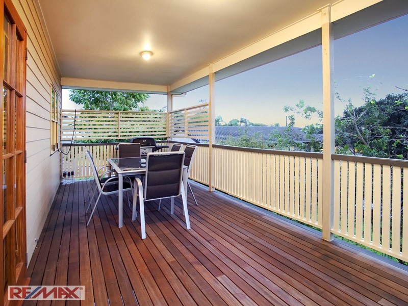 8 Brussels Avenue, Morningside QLD 4170