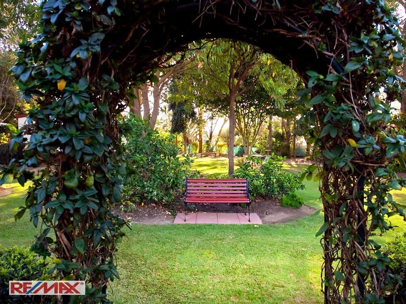 211 Bigmor Drive, Elimbah QLD 4516