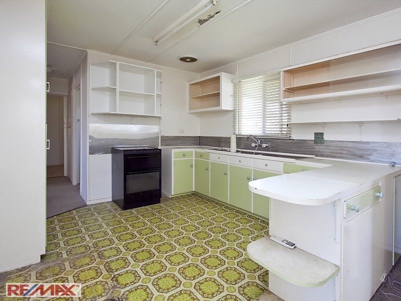 2 Watson Street, Clontarf QLD 4019